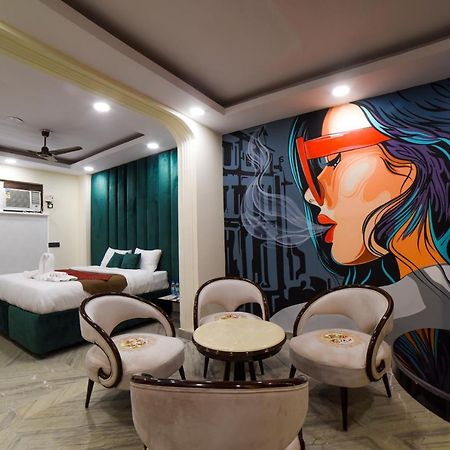Hotel The Twenties Kamla Nagar Nuova Delhi Esterno foto