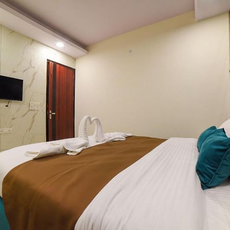 Hotel The Twenties Kamla Nagar Nuova Delhi Esterno foto