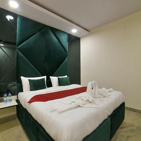 Hotel The Twenties Kamla Nagar Nuova Delhi Esterno foto