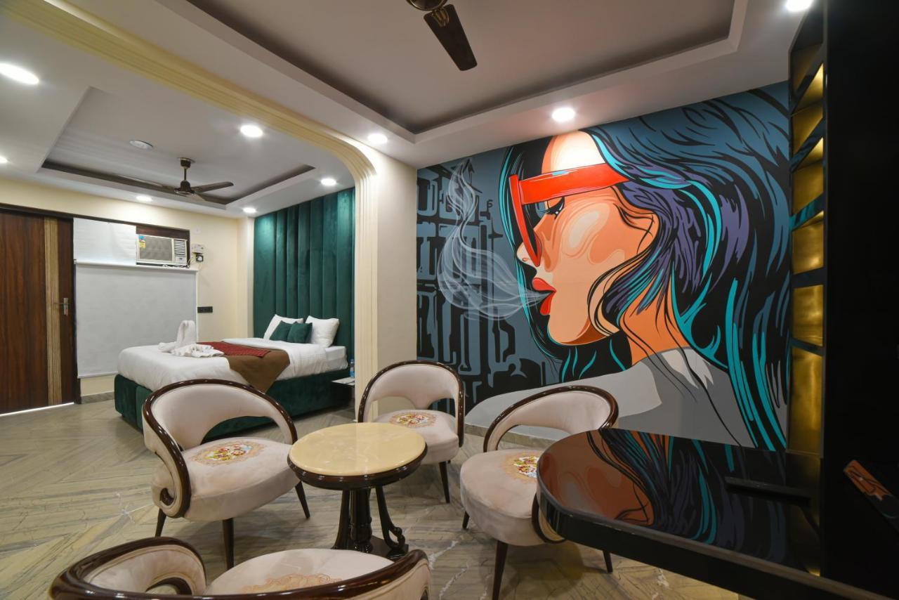 Hotel The Twenties Kamla Nagar Nuova Delhi Esterno foto