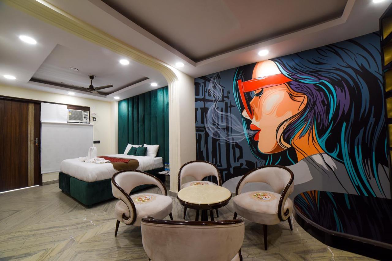 Hotel The Twenties Kamla Nagar Nuova Delhi Esterno foto
