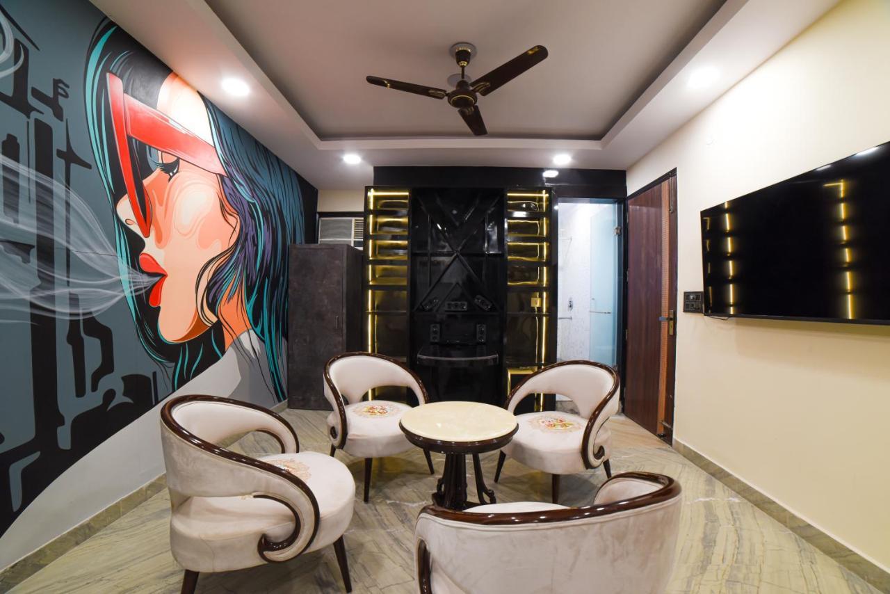 Hotel The Twenties Kamla Nagar Nuova Delhi Esterno foto