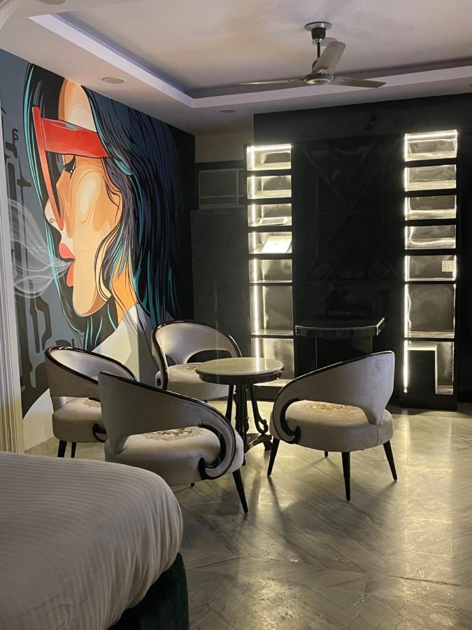 Hotel The Twenties Kamla Nagar Nuova Delhi Esterno foto